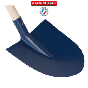 Pelle Alsace, sans rebord.  Sans manche. La largeur de l'outil est de 28 cm.