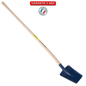 Pelle béarnaise, à douille.  Emmanché cintré 135