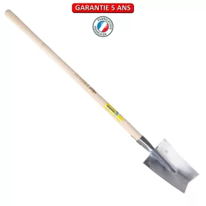 Louchet des Vosges.  Emmanché pomme 105.  Longueur du fer: 24 cm.