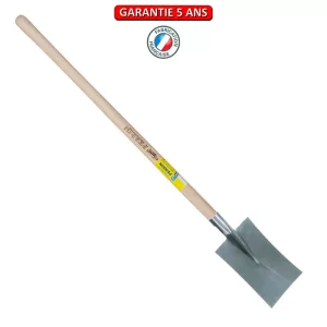 Louchet de Mâcon.  Emmanché pomme 95. Longueur du fer: 32 cm.