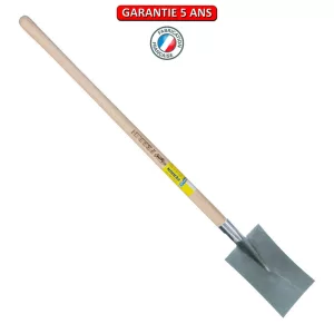 Louchet de Mâcon.  Emmanché béquille tournée 80.  Longueur du fer: 34 cm.