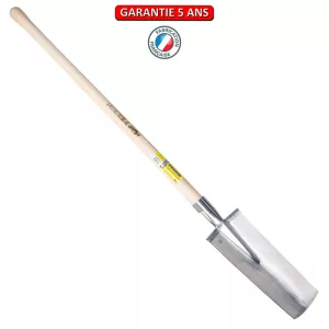 Louchet pépiniériste, à anneau. Emmanché pomme 95. Longueur du fer: 40 cm.