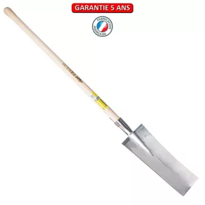 Louchet terrassier à anneau.  Emmanché pomme 95.  Longueur du fer: 36 cm.