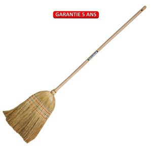 Balai en paille sorgho, 5 fils.  Emmanché droit 110.  Longueur totale de 1,40 m