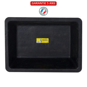 Auge caoutchouc.  Volume de 40 litres. Outil à main de maçonnerie.