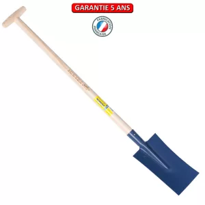 Bêche Nord.  Emmanché béquille tournée 95. Longueur du fer: 30 cm.