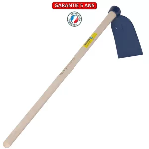 Houe standard oeil rond. Emmanché droit 110. Longueur du fer est de 12 cm.