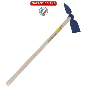 Serfouette forgée panne et langue.  Emmanché droit 100.  Longueur de 26 cm.