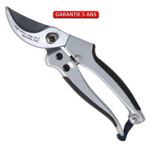 Sécateur alu lame courbe diamètre de coupe 15 mm, ergonomique, coupe franche.