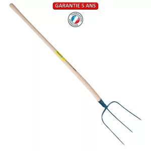 Fourche à faner, à douille, 3 dents.  Emmanché cintré 135.