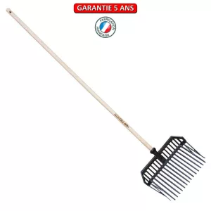 Fourche haras multi usage manche 1m50 , utilisée en écurie et au jardin.