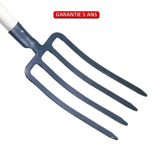 Fourche à bêcher à douille 4 dents 27 cm légèrement triangulaires. Sans manche.