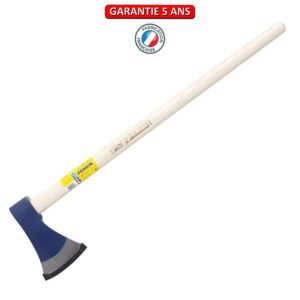 Hache tout usage.  Emmanché droit 90.  Outil à main de jardin.