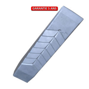 Coin en aluminium.  1,050 Kg.  Outil à main pour la coupe du bois.