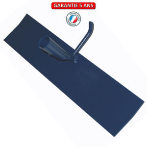 Epandeur à béton, avec crochets.  Largeur de 48 cm.  Sans manche.