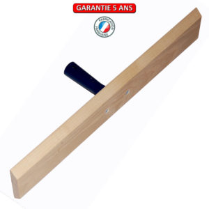 Racloir à bitume en bois.  Largeur de 55 cm.  Emmanché droit 130.