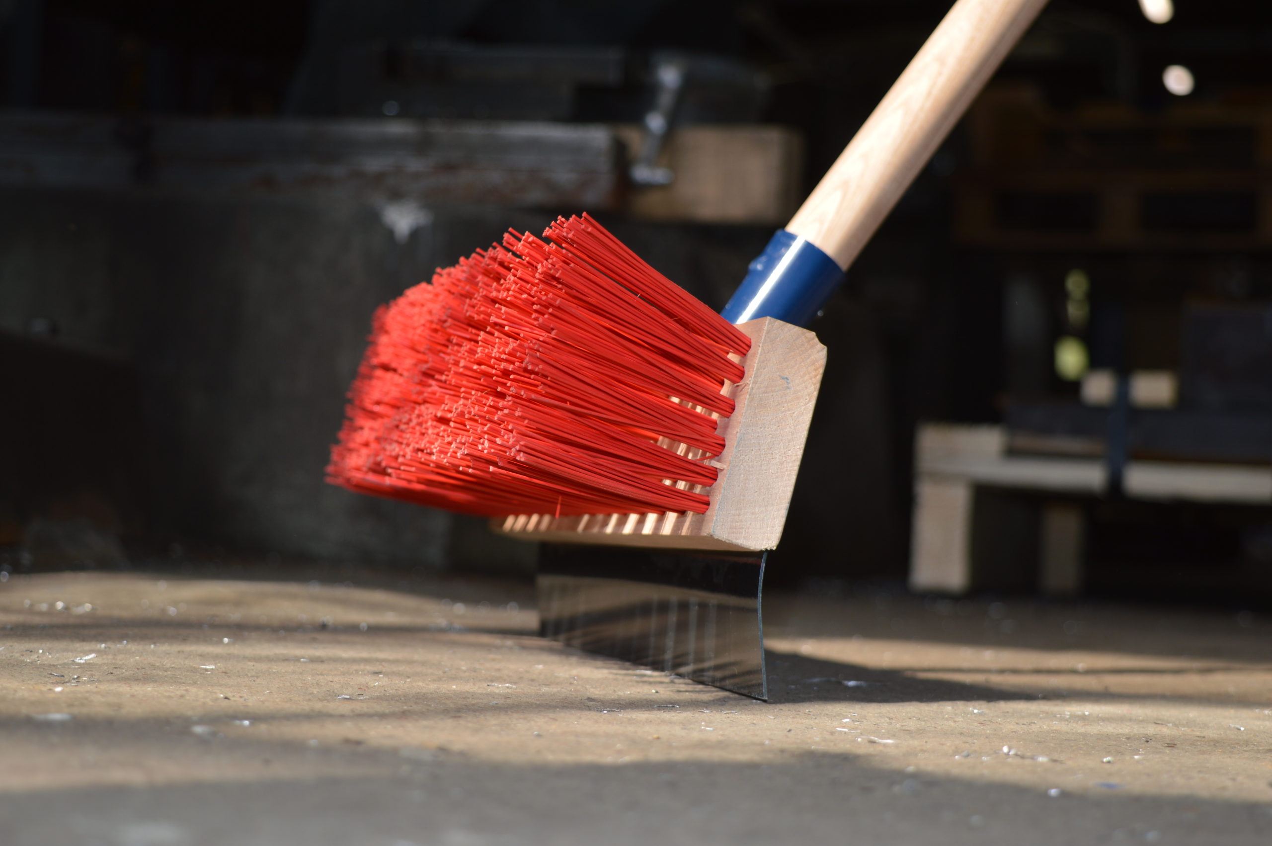 BALAI GRATTOIR LAME REVERSIBLE 32CM FSC 100% SM – Image 2